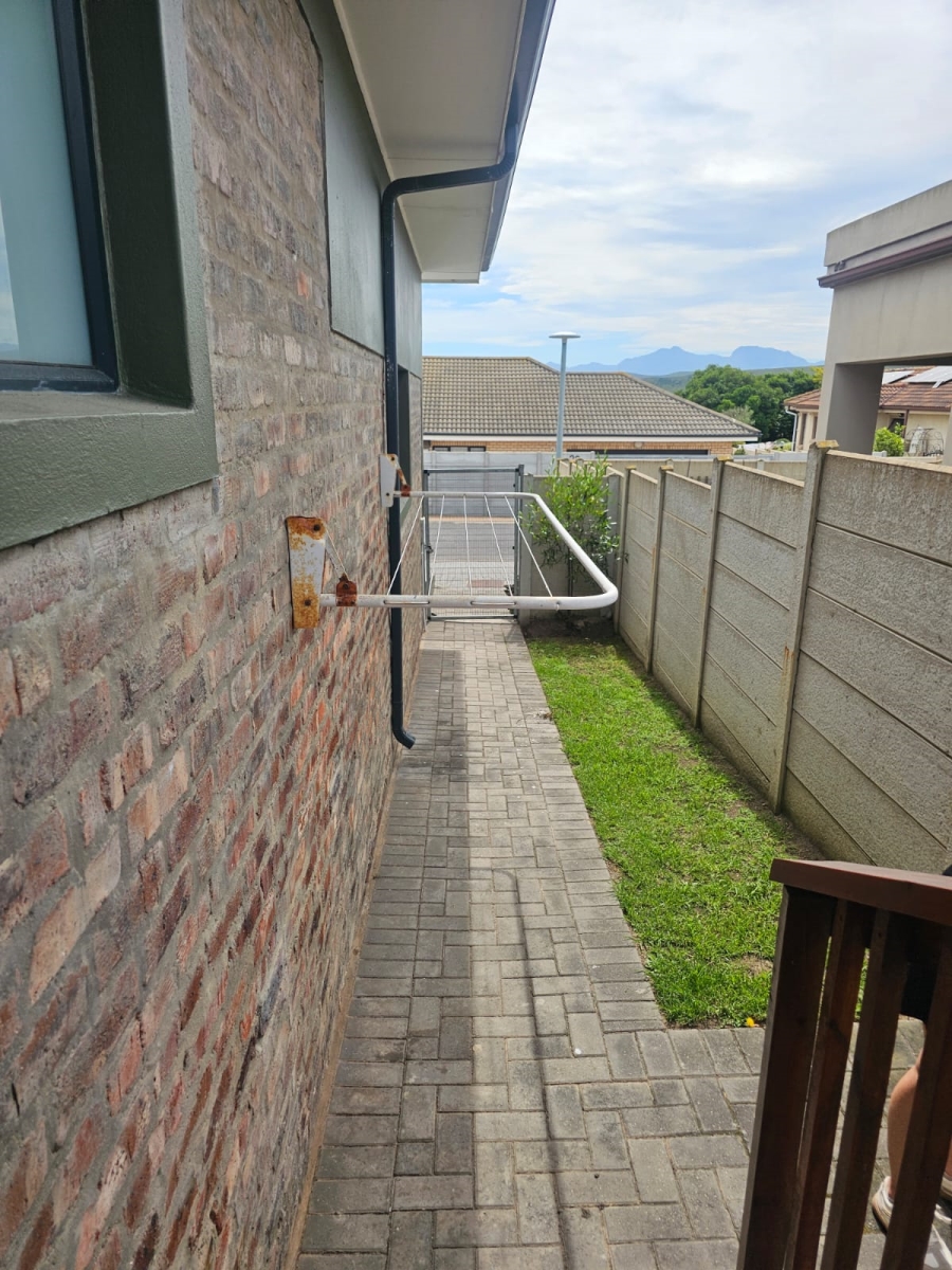 3 Bedroom Property for Sale in Reebok Western Cape